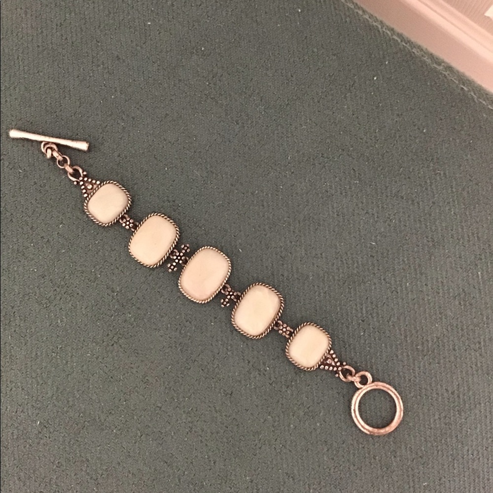 Jewelry - Picture 4 of 6